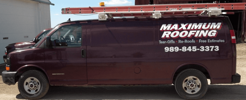 Maximum Roofing work van Chesaning MI